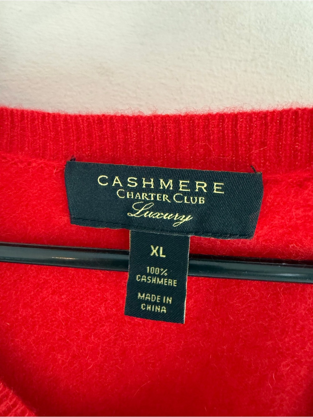 Charter Club Women's V-Neck Sweater - Red Cashmere XL - Picture 2 of 3